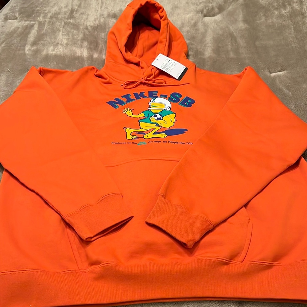 New mens XXL relaxed fit NIKE SB hoodie.